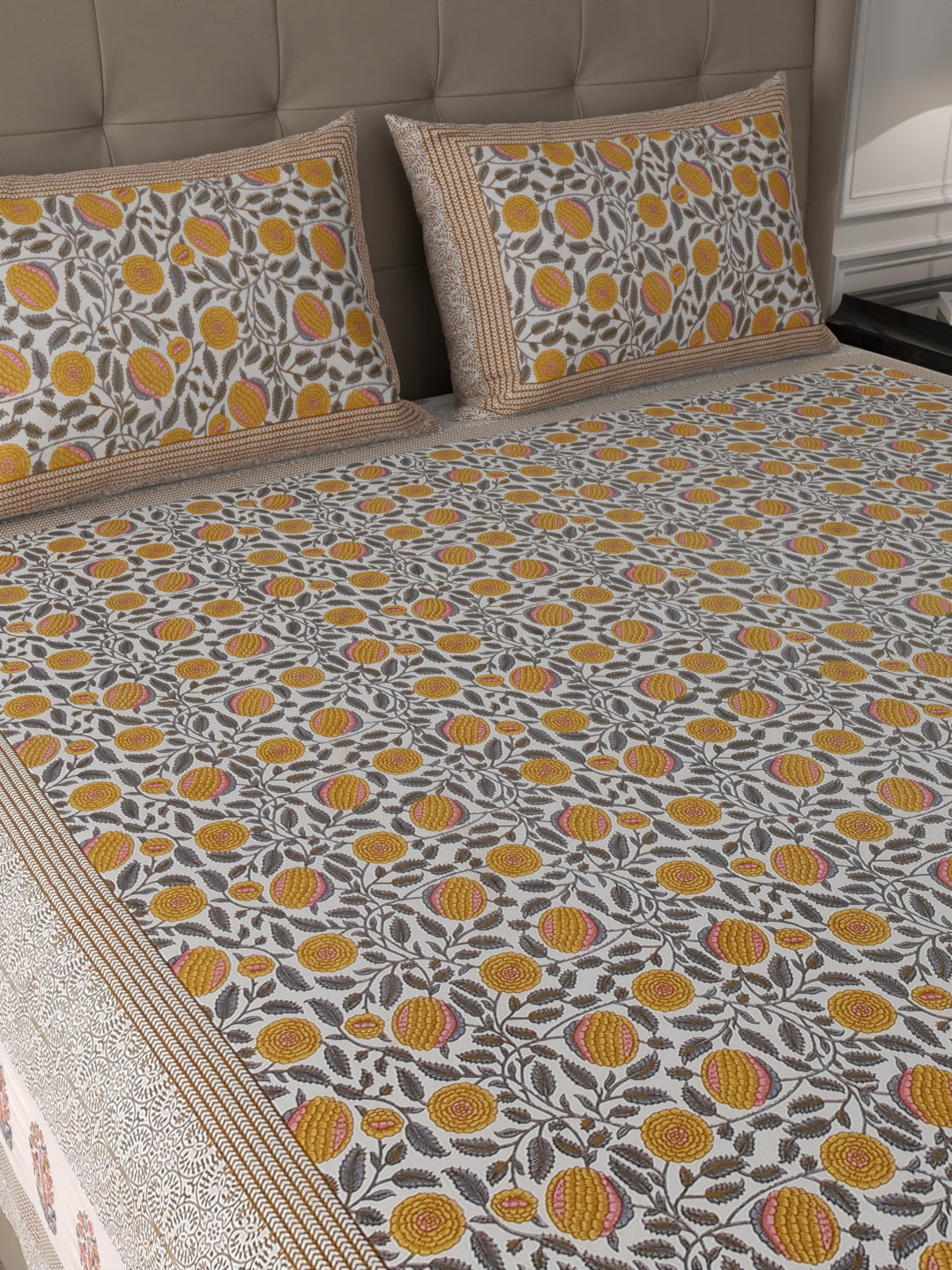 108 X 108 inch 100% Cotton Bedsheet for Double Bed Super King Size with Pillow Cover Gift Or Decor