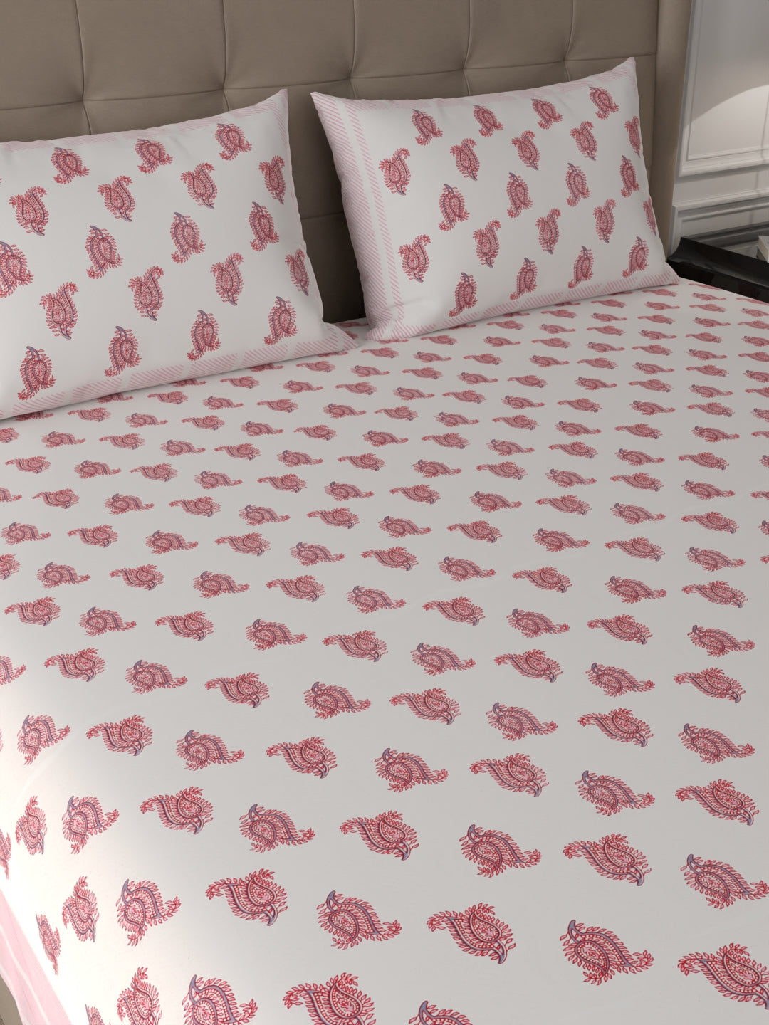 108 X 108 inch 100% Cotton Bedsheet for Double Bed Super King Size with Pillow Covers Gift Or Decor