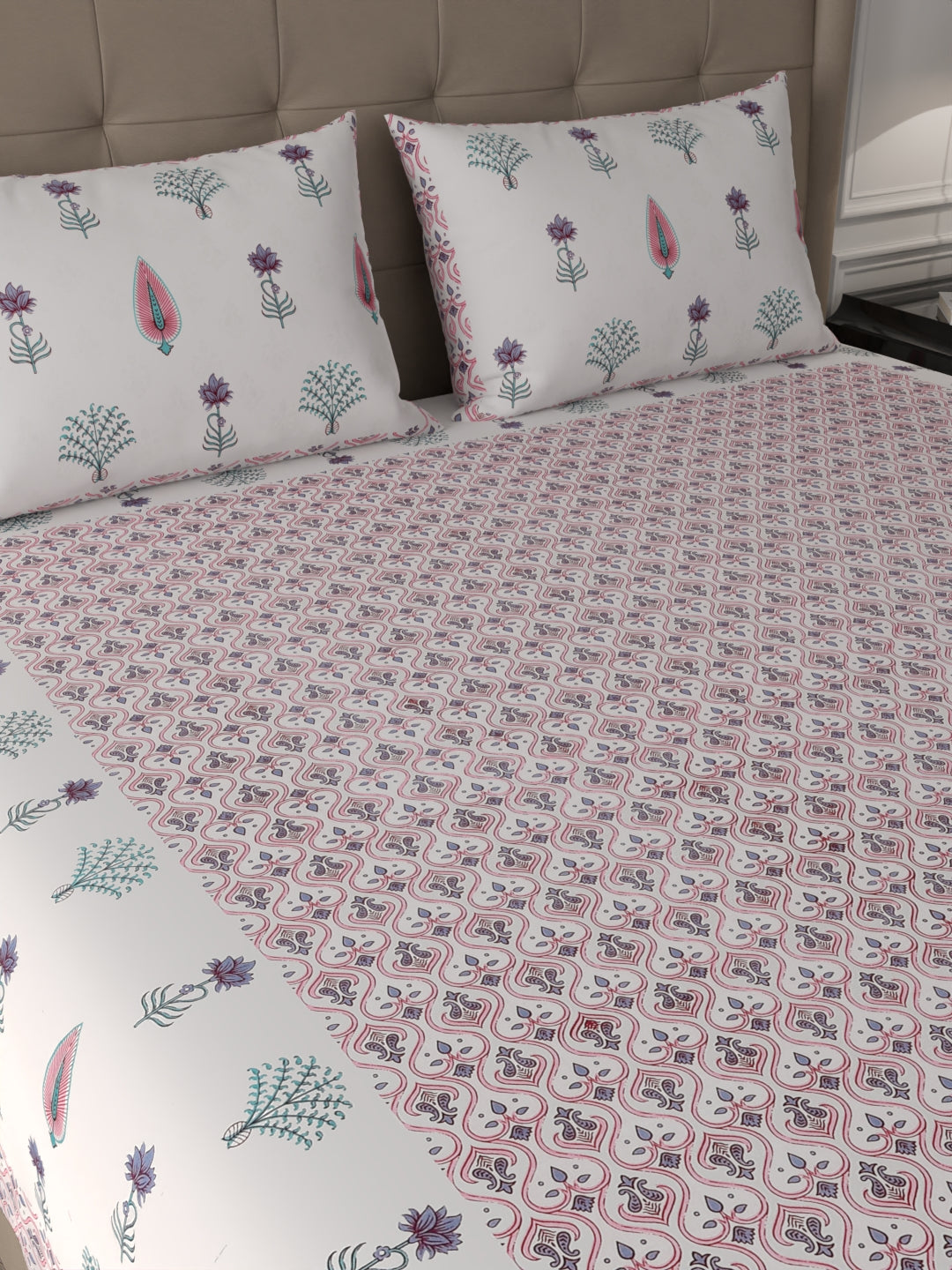 108 X 108 inch 100% Cotton Bedsheet for Double Bed Super King Size with Pillow Covers Gift Or Decor