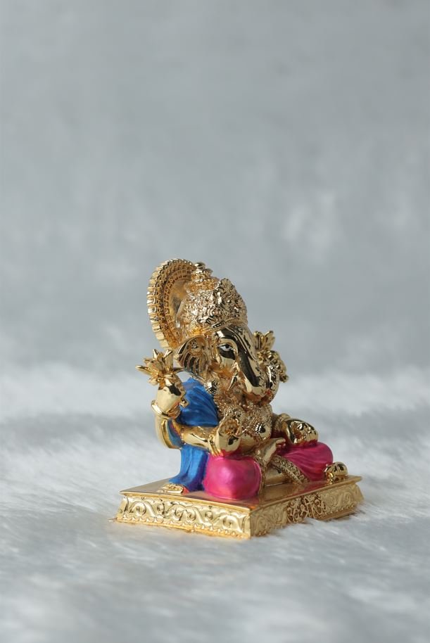 Exquisite Gold Plated Ganpati Statue